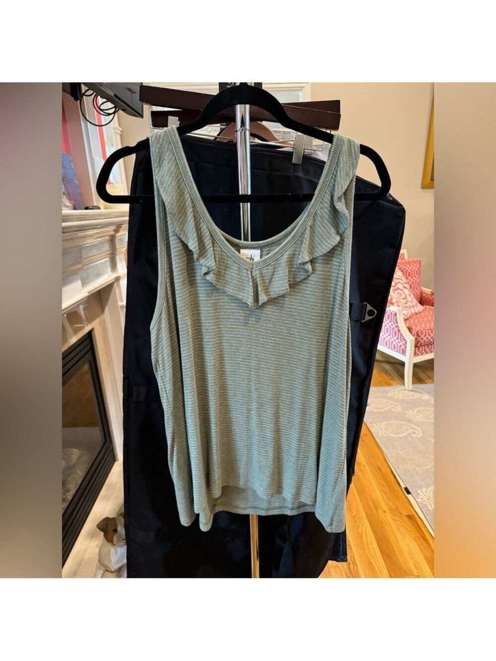 Cabi - Light Sage Green Ruffled Neckline Tank Top - Size L - Picture 3 of 9